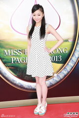 组图：港姐举行第一轮面试 候选佳丽水平参差