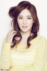 组图：阚清子灵动写真 潮流着装变身时尚女王