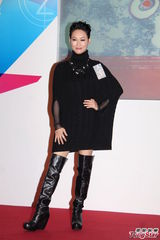 组图：惠英红新片《冬恋望日》与韩星演母子