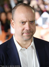 组图：《帕克兰医院》发布会 埃夫隆电眼迷人