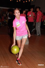 组图：黄日华愕然罗慧娟离世 赞其生性乐观