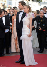 组图：黛安-克鲁格携男友亮相秀恩爱