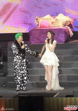 组图：阮兆祥个唱首场开锣 徐子珊王祖蓝助阵