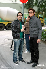 幻灯图：马德钟《女人最痛》热拍 张可颐病倒缺席