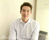 组图：金贤重2PM等迎白色情人节送甜蜜糖果