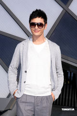 高清：黄晓明正考虑在台北置产 否认李冰冰结婚