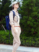 组图：蒋欣《新闺蜜》制服加身 乔装美女快递员