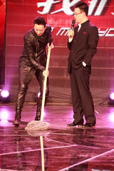 组图：《我们有一套》精彩现场 王昆郭峰师徒同台