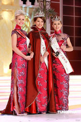 幻灯图集：澳门小姐新鲜出炉 李若滢获双料冠军