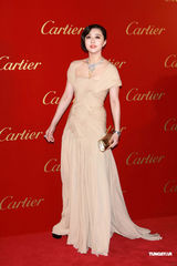 高清组图：梁朝伟范冰冰桂纶镁出席名店亮灯仪式