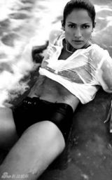 幻灯图：詹妮弗-洛佩兹获评时尚先锋 十年美图欣赏