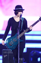 高清图：苏打绿新浪网络盛典献上精彩演唱