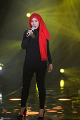 组图：歌手2邓紫棋变嘻哈女孩 动力火车首登场