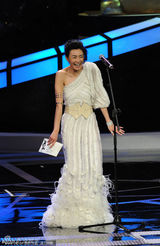 高清：金马颁奖张曼玉笑容豪放 陶晶莹做开场秀