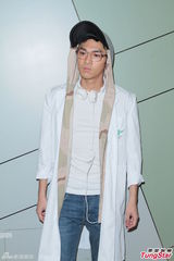 组图：黄贯中演泰迪罗宾新片 谢安琪掌掴刘浩龙