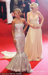 幻灯图集：北野武新片首映 宝莱坞第一美女捧场