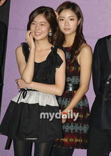 组图：韩片《Acoustic》试映会 女星申世京精致亮相