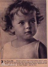 组图：秀兰邓波儿童星期可爱萌照似洋娃娃