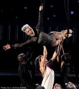 组图：56届格莱美现场表演合集 蠢朋克夺年专