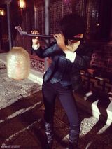 组图：众星欢乐拜大年 森碟可爱林依晨异国祝福