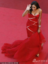 高清组图：《为父寻仇》首映西恩-潘摆酷 格温助阵