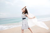 组图：韩星朴敏英济州岛拍写真 可爱魅力俏丽秀美