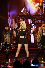 组图：MBLAQ李贤等亮相音乐节目《Mnet Countdown》