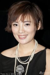 组图：《警察日记》主创见观众 导演大笑心情好