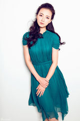 组图：舞蹈家 李 倩 写真淡雅自然展独特气质