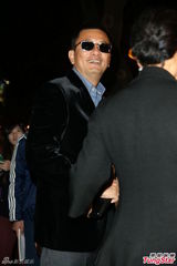 组图：舒淇王家卫现身张震婚礼引骚动