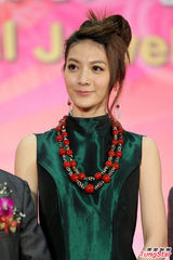 组图：吴亚馨走出李宗瑞事件 末日重生压轴走秀