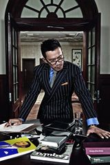 组图：王学兵《时尚先生》写真成熟质感