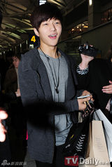 组图：韩团少女时代、FTISland、SHINee、BEAST等赴泰国参加公演