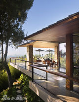 幻灯图集：詹妮弗-安妮斯顿登封面 新豪宅内景曝光