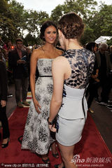 组图：《壁花少年》多伦多首映 妮娜与艾玛争艳