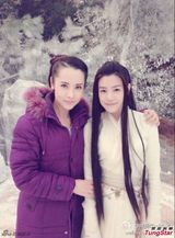 组图：陈妍希自传雪景照 获陈铭章导演力撑脸小