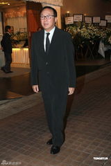 组图：许冠英追思会重播昔日片段 骨灰欲撒大海