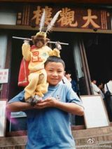 组图：儿童节盘点众星微博童年照萌趣可爱