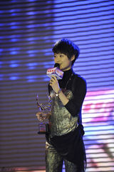 组图：2011年明星公民盛典范冰冰等获封号