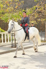 组图：郭羡妮计划明年再造人 陈锦鸿为儿子功课停工