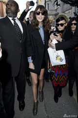 组图：伦敦时装周开幕 各路明星纷纷捧场