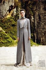 组图：“爱丽丝”米娅-华希科沃斯卡登杂志封面