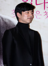 高清组图：林秀晶孔侑情侣档宣传《寻找金钟旭》