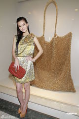 组图：容祖儿无惧被称票房毒药