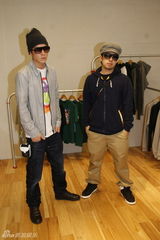 幻灯：陈冠希坦言关注新店拓展 无暇考虑复出