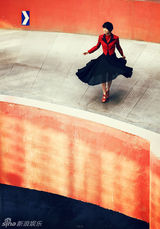 幻灯图：王珞丹写真展现魅力自我 气质超凡尽显风情