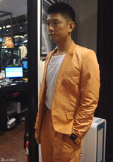 组图：演员彭博私服照公开生活一面