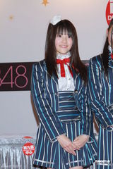 组图：AKB48香港举行握手会 防骚扰要歌迷先洗手