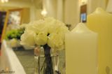 独家：罗嘉良婚礼宴会厅曝光 温馨花束显幽雅