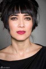 组图：柏林电影节发明星官方肖像照 梁朝伟帅气